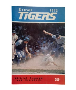 1972 Detroit Tigers Baseball Official Program & Scorecard vs Chicago White Sox - Picture 1 of 6