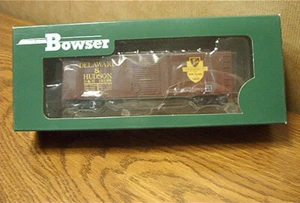 BOWSER D&H 40'  2 DOOR BOXCAR #19198 HO SCALE RTR  #41773 - Picture 1 of 2