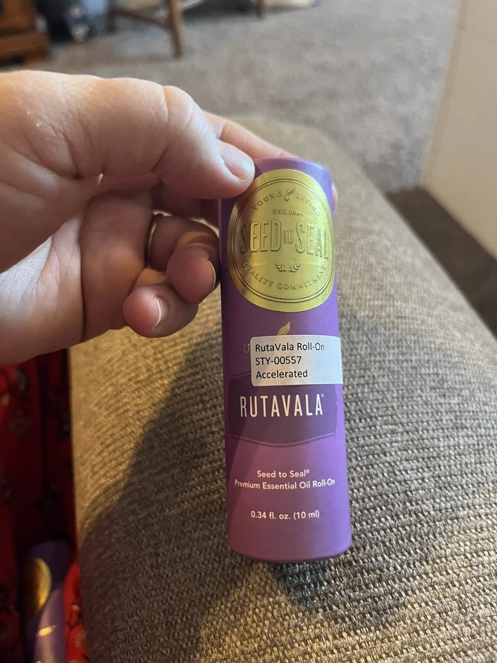 Young Living 精油卷 10 毫升全新未拆封 — 第 1/1 张图片