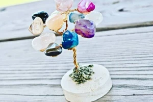Tree of Life Gemstone Money Tree – Handmade Healing Crystal Figurine Feng Shui - Picture 1 of 16