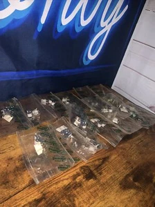 Lot Of 15 Bags-Amerock hardware-Brackets?-WHOLESALE LOT- - Foto 1 di 6