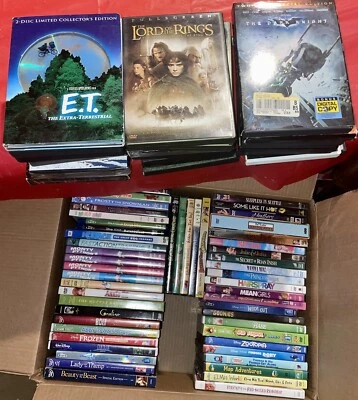DVDs Mixed: Monty P, LOTR Kids Batman Romance Action Disney LOT of 70 DVD Films Foto 1 de 4