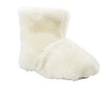 Baby Gap NWT Ivory Frost XL FAUX FAUR BEAR FURRY FAUX FUR SLIPPERS BOOTIES US 11