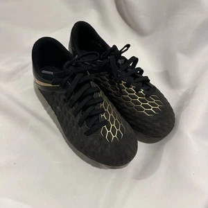 Kinder Nike Hyper Venom Fußballschuhe schwarz und gold Größe 1 Jugend gebraucht - Bild 1 von 3