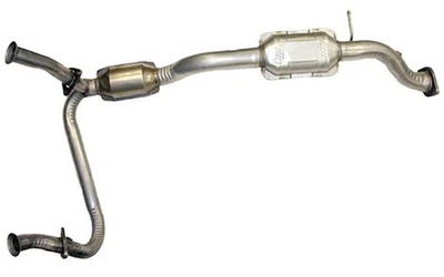Catalytic Converter For 2000-2003 Chevrolet Blazer - Image 1 of 4