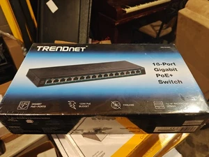 TRENDnet TPE-TG160H, 16-Port Gigabit PoE+ Switch - Picture 1 of 1