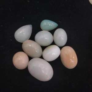 Lotto 31 cabochon opale etiope naturale CT pietra preziosa lucida liscia multiforma - Foto 1 di 5