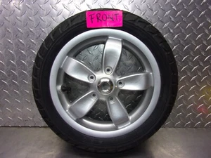 907 A VESPA PRIMAVERA 50 4V IE 2018 OEM FRONT WHEEL - Picture 1 of 8