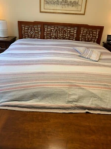 TOMMY HILFIGER KING DUVET SET WITH KING SHAMS - Picture 1 of 12