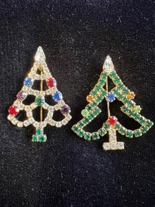 Two Vintage Christmas Tree Rhinestone Brooch Prong Set Open Design Gold Tone - Picture 1 of 5