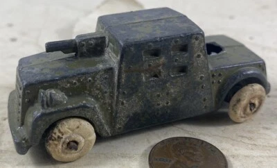Vintage 1930's Cast Lead Tootsietoy Manoil Armored Cannon Car - Image 1 of 3
