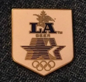 Pin olímpico de cerveza de Los Ángeles 1984 ~ Budweiser ~ Los Ángeles ~ estrellas en movimiento ~ Cloisonne - Imagen 1 de 2