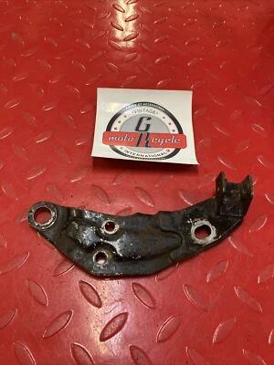 Yamaha RD400 1977 левая сторона глушитель стойка кронштейн держатель 1976 1978 - Изображение 1 из 4