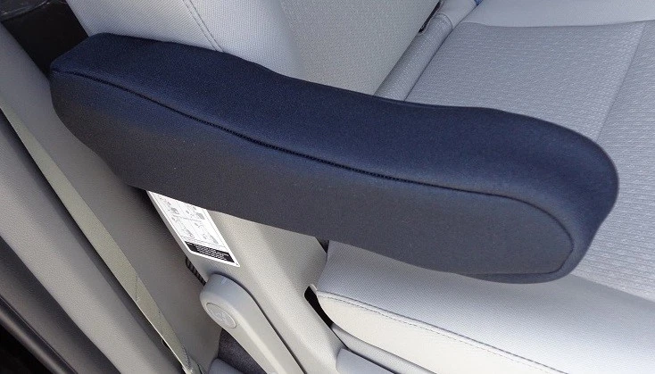 Cubiertas de reposabrazos de neopreno para asiento trasero Chrysler Pacifica 2017-2024 (2) Foto 1 de 1