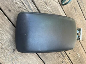 2012-2014 Ford Focus Center Console Lid Armrest Arm Rest Black OEM - Picture 1 of 5