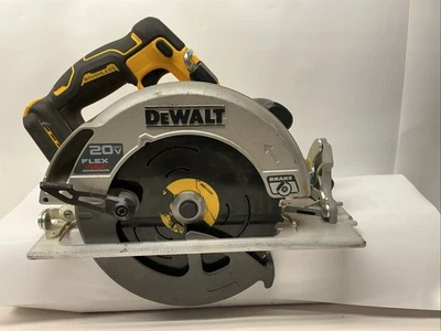 DeWalt Flex Volt Advantage 7 1/4" Cordless Circular Saw -DCS573 🌟FOR PARTS ⭐️ - Image 1 of 4