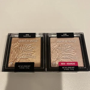 Wet n Wild MegaGlo Highlighting Powder Set in Precious Petals and Blossom Glow - Picture 1 of 3