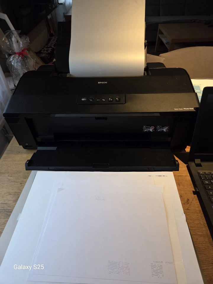 Epson Stylus 1500W Tintenstrahldrucker - Bild 1 von 4