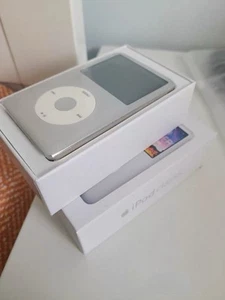 New (Sealed) Apple iPod Classic 7th Generation Black/Silver 160GB - Best Gift𤩠- Picture 1 of 13