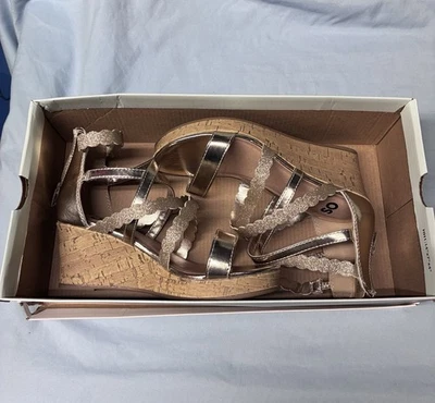 NIB OS Girls Sandals/Shoes Sz 3 Gold Glitter 2.5 Inch Cork Wedge Heel Party - Image 1 of 4