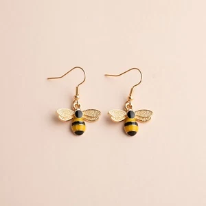 Cute Honeybee Bee Honey Beekeeper Hook Dangle Drop Earrings Adorable Novelty - Picture 1 of 1