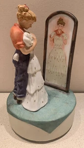 VTG 1949 The Prom Dress Music Box Plays the Song “Some Enchanted Evening”. Works - Picture 1 of 8