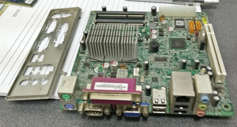 ECS TIGD-Ci3 Mini-ITX DDR3 Motheboard with I/O Plate - Image 1 of 1