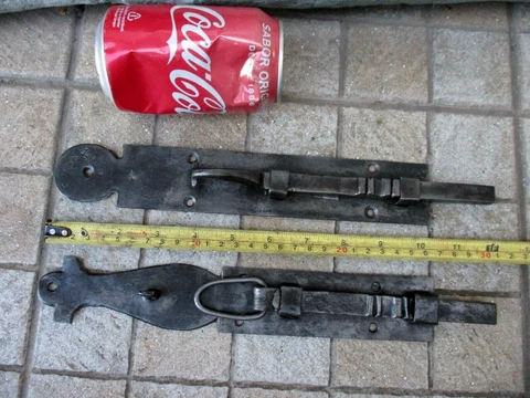 ARCHITECTURAL VINTAGE IRON BLACKSMITH PAIR DOOR LATCH SLIDE BOLT LOCK SHUTTER Cover