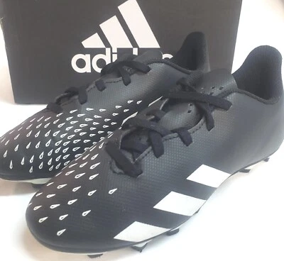 Adidas Soccer Cleats Shoe Size 3.5 Youth Sport Shoe Predator Freak Boys Black  - Image 1 of 4