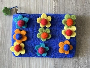 Cartera bolsa de fieltro de lana con cremallera colores brillantes flores - Imagen 1 de 8