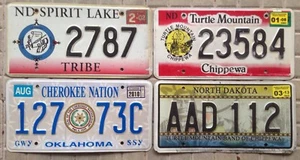 4 Targhe Auto ORIGINALI di Riserve Indiane USA in NORTH DAKOTA & OKLAHOMA Nativi - Picture 1 of 7