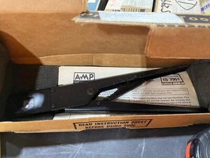 Crimpatrice manuale AMP vintage 90204-4 8128 USATO - Foto 1 di 4