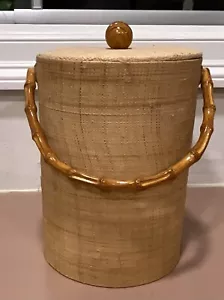 Cubo de hielo de tela de hierba con mango de bambú sintético de 10" de alto, 7" de diámetro - Imagen 1 de 11
