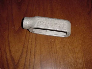 APPLETON 3/4" E CONDUIT OUTLET BODY FORM 35  mallable Iron  - Picture 1 of 1