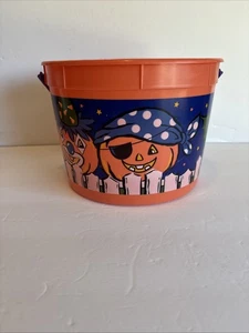 Vintage Halloween Berry Plastic Cat, Ghost & Pirate Trick Or Treat Candy Bucket - Picture 1 of 8