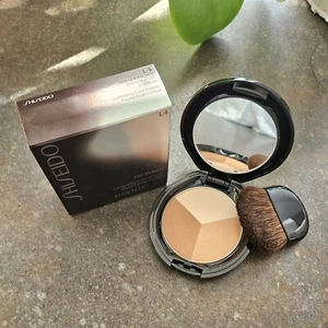 Shiseido The Makeup L4 GOLDEN BRONZE Luminizing Color Powder w/brush NIB! - Picture 1 of 3