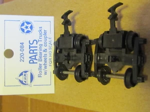 P-220-084 ROLLER BEARING TRUCK W/WHEELS & HORN-HOOK COUPLER AHM RIVAROSSI HO NEW - Picture 1 of 6