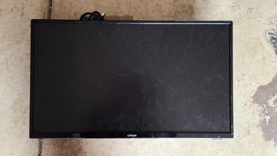 Linsar 24 Inch HDTV , In Great Working Condition. No Remote - image 1 of 4