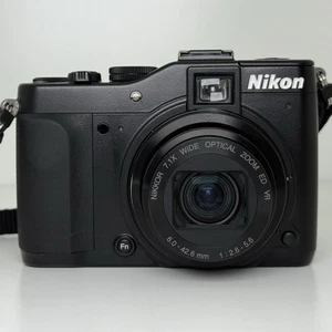 Nikon Coolpix P7000 Black Digital Camera + Battery and Case TESTED & WORKING! - Bild 1 von 18