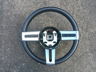 2005-2009 FORD MUSTANG BLACK LEATHER STEERING WHEEL OEM - Image 1 of 4