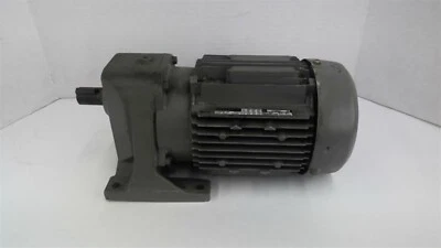 Motorreductor Hitachi GA24-075-5 0,75 Kw 3Ph 4P 200 V 360 Rpm 3,5 Amperios Foto 1 de 4