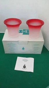 Partylite P7261 ~ 2er Set ~ Frosted BERRY Votiv Teelicht Kerzenhalter ~ Neu im Karton - Bild 1 von 3
