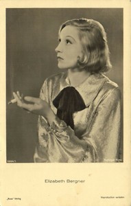 PC ELIZABETH BERGNER, MOVIE STAR, Vintage REAL PHOTO Postcard (b28858)