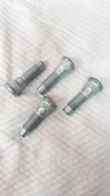 4 NOS 1989 Ford Thunderbird Rear Wheel Lug Studs Bolts  E9SZ1107C Mercury Cougar - Image 1 of 4