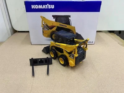 UH Komatsu SK820-8 Skid Steer Loader 1/25 Scale Diecast Car Toy Model Gift - Image 1 of 4