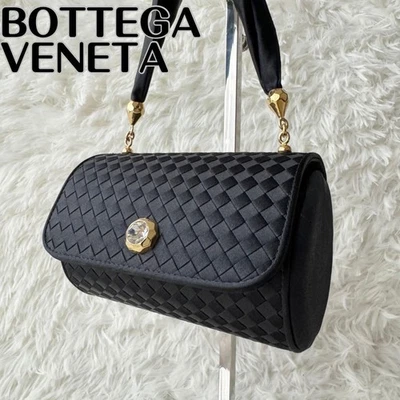 Bolso de Mano Bottega Veneta Intrecciato Cilindro Satinado Joya Adornado Bolso de Noche Foto 1 de 4