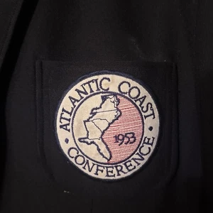 CHAQUETA UNIFORME USADA JUEGO UMPIRE GERRY DAVIS Parche Conferencia Costa Atlántica - Imagen 1 de 6