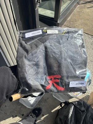 Camiseta Preta Vintage KITH Marvel vs Capcom Akuma - XXL na mão pronta para enviar✅ - Imagem 1 de 3