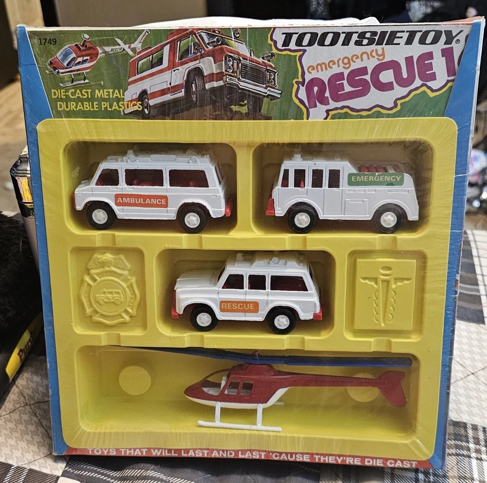 Vintage Diecast Tootsietoy #1749 Emergency Rescue 1 Set 1975 new sealed box - Image 1 of 2