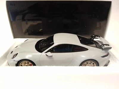 Minichamps Porsche 911 992 GT3 chalk black wheels 2021 1/18 117069001 - Immagine 1 di 2